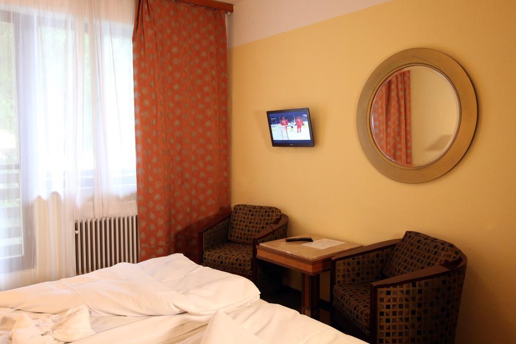 Hotel Medlov نوفي ميستو نا مورافي المظهر الخارجي الصورة